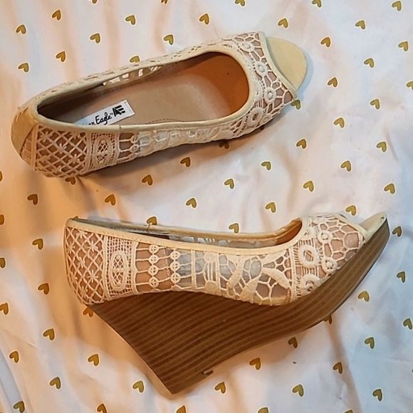 American Eagle By Payless Shoes - 🔥3/$12🔥American Eagle sz 8 Block Wedge Heel